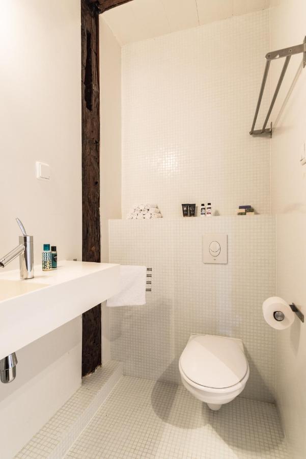 Classy Room 17Th C Canalhouse Амстердам Екстериор снимка